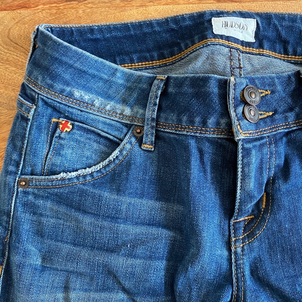 Beth Mid-Rise Baby Bootcut Jean